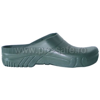 KERTI                            <br/><br/>Papuci de gradina KERTI.<br/>• papuci din PVC verde, se pot purta peste șosete <br/>• talpă antiderapantă<br/>• rezistență la apă, acizi, leşii, dezinfectanți <br/>Standard UE:EN20347<br/><br/>Marimi: <br/>35/36; 37/38; 39/40; 41/42; 43/44; 45/46; 47/48